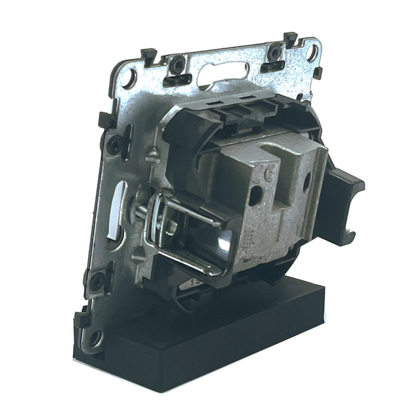 Valena LIFE TV-RD-SAT priebežná zásuvka biela