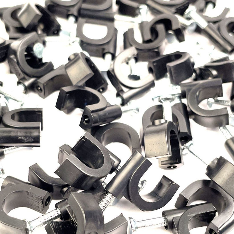 Kabelážna príchytka oválna čierna 9mm