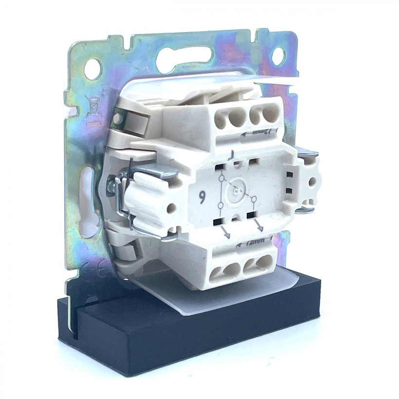 Valena vypínač č.6 IP44 biely