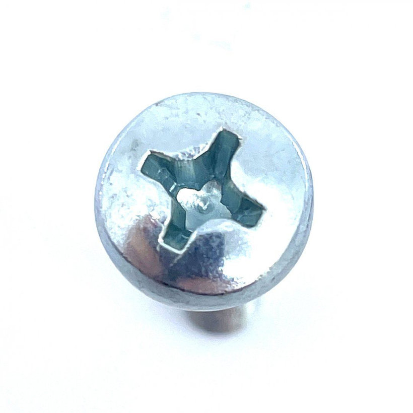 Skrutka DIN 7985 4.8 zn M6x20