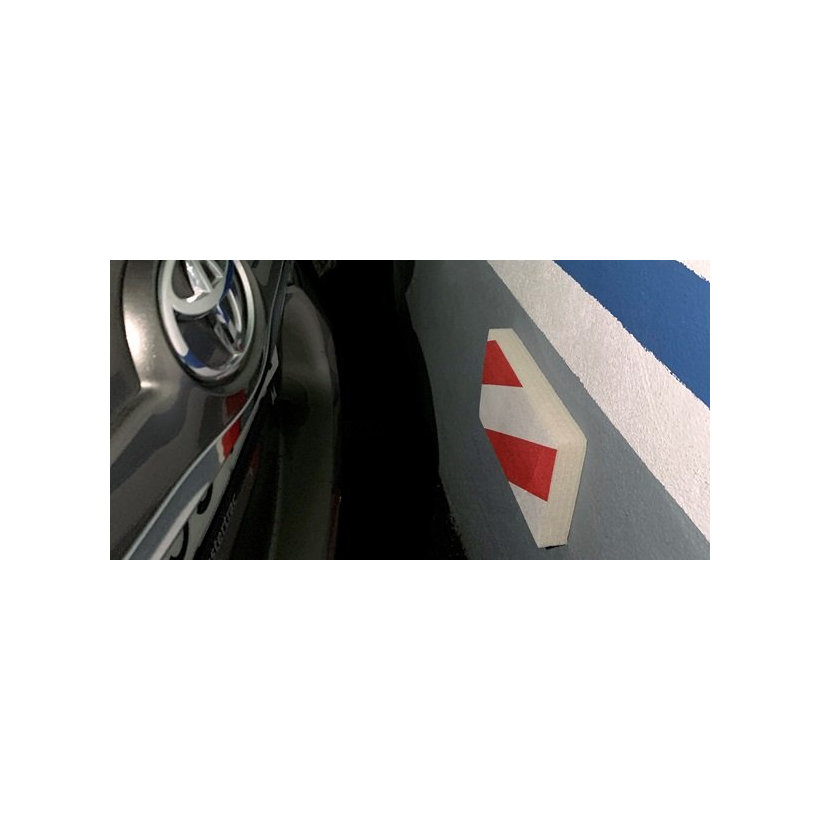 Predný parkovací chránič 330x195x40mm