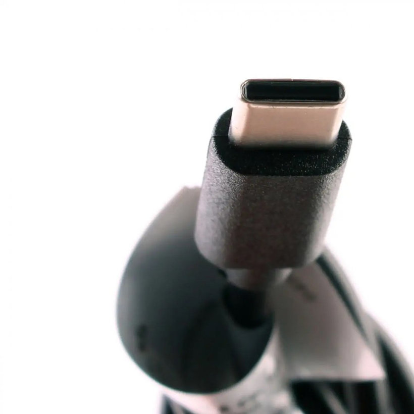 Mobilný nabíjateľný LED reflektor RUFUS 3020 MA s farebným podaním