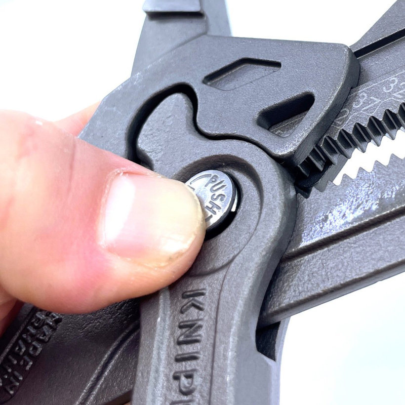 Kliešte nastaviteľné 300 mm