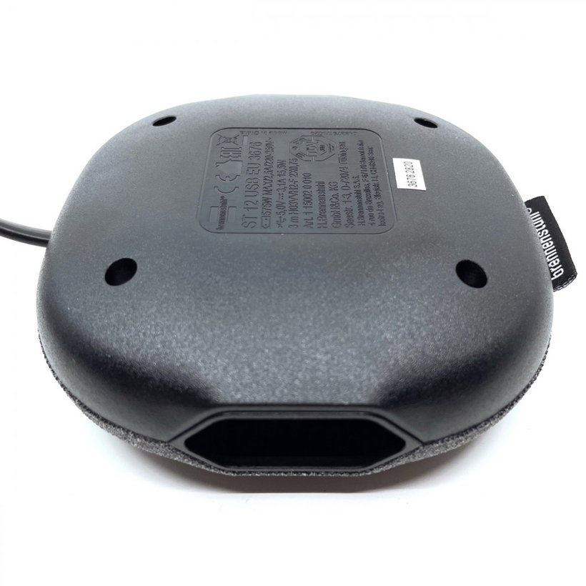 Stolová zásuvka čierna 3-násobná 3m