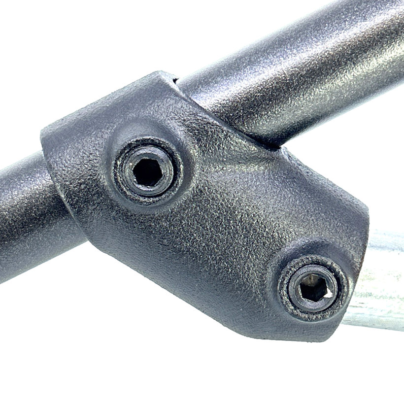 Spojovací článok tvar J 27 mm - čierny