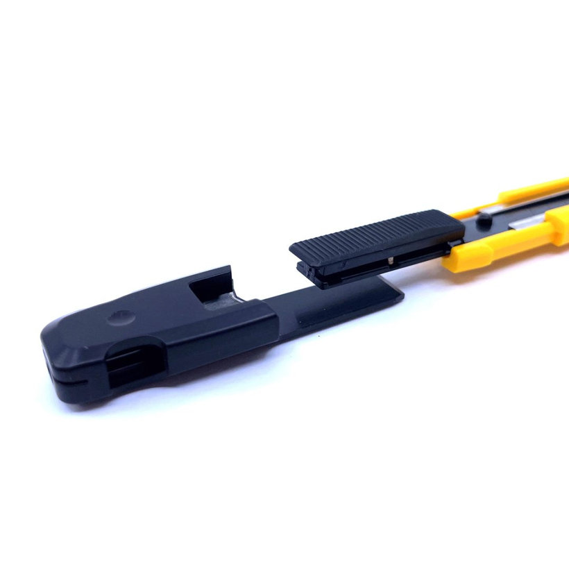 Nôž univerzálny olamovací 9mm