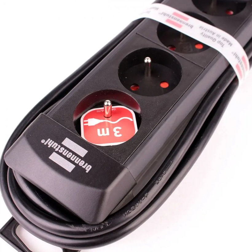 Predlžovací kábel 6-zásuvkový s vypínačom čierna 3m