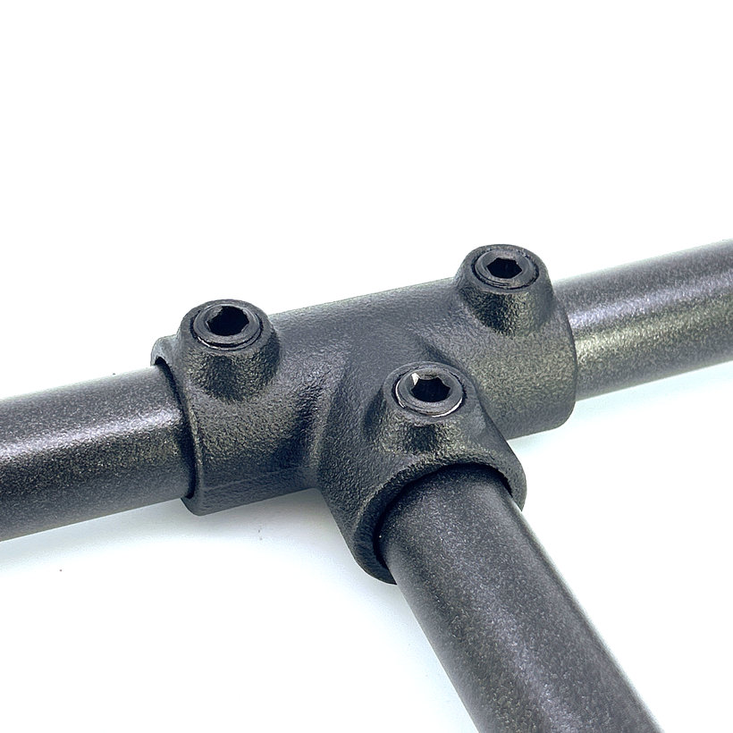 Spojovací článok tvar T 27 mm - čierny