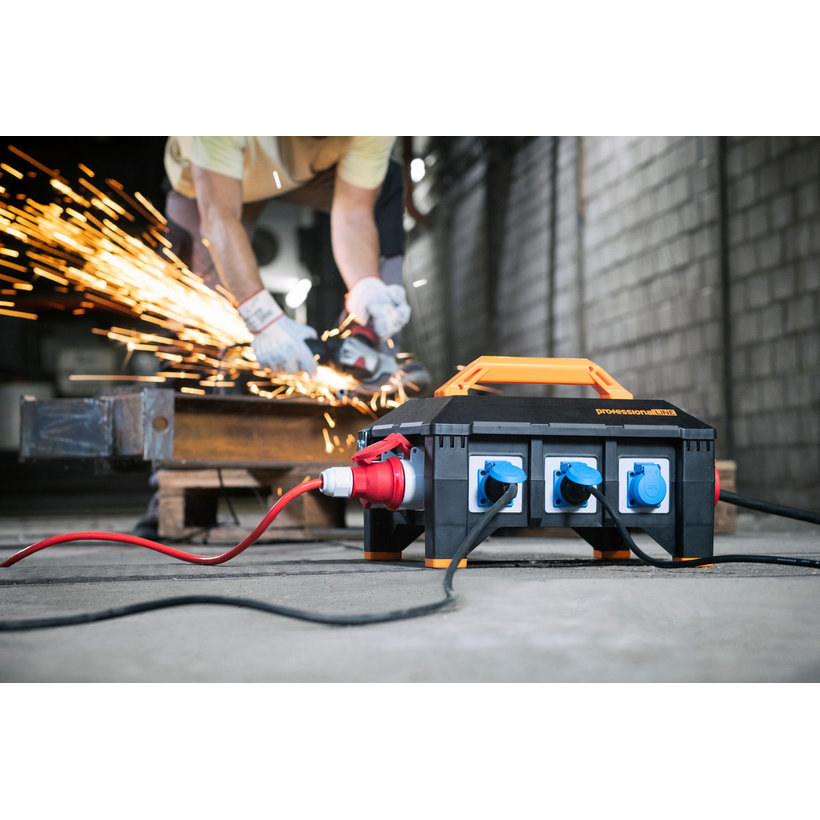 Kompaktný elektrický rozvádzač 1m