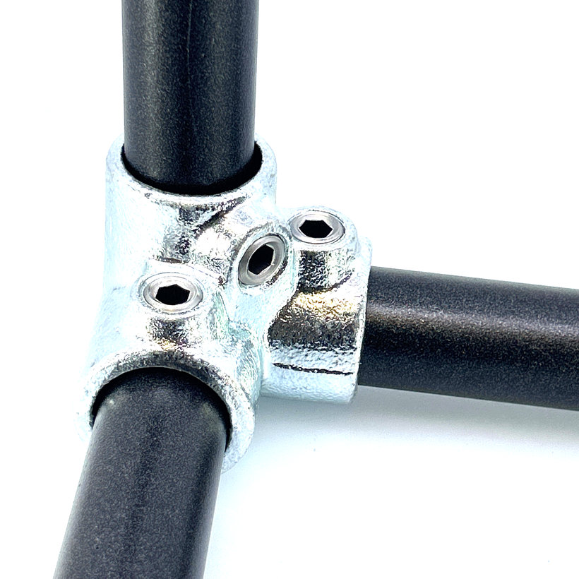 Spojovací článok tri vetvy 27 mm - pozinkovaný