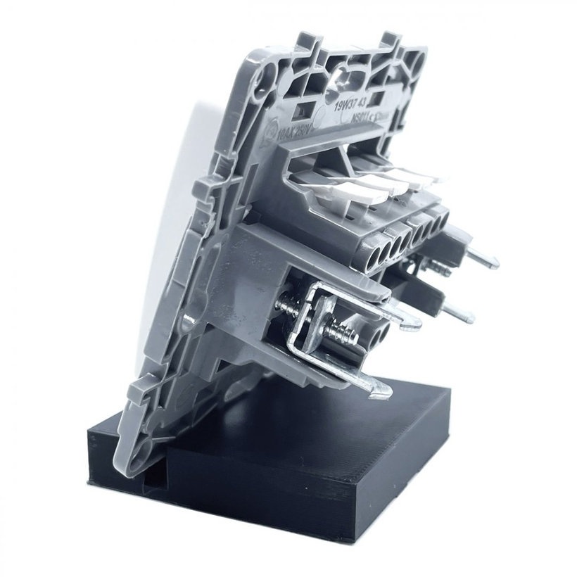 Niloé vypínač č.5 biely