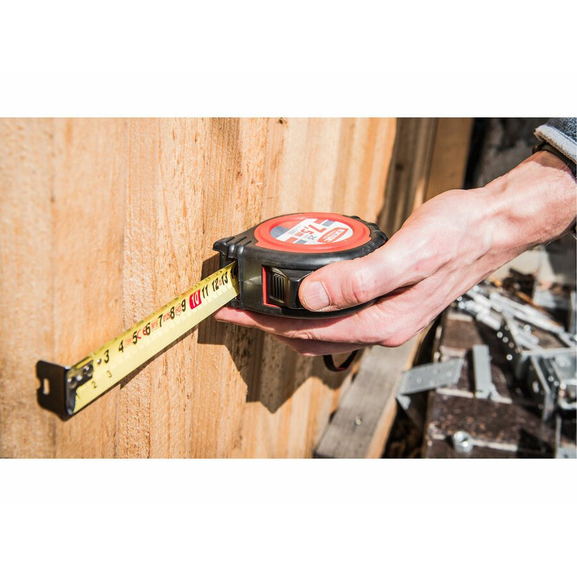 Meter zvinovací pogumovaný 2m