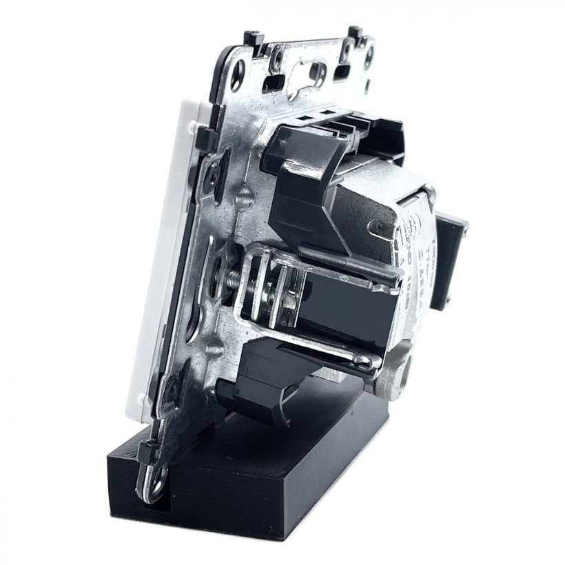 Valena LIFE TV-RD-SAT koncová zásuvka biela