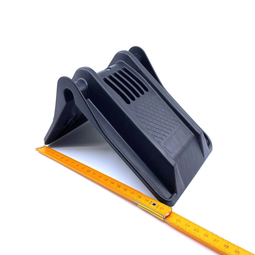 Ochranný plastový roh XXL 215x140x130mm