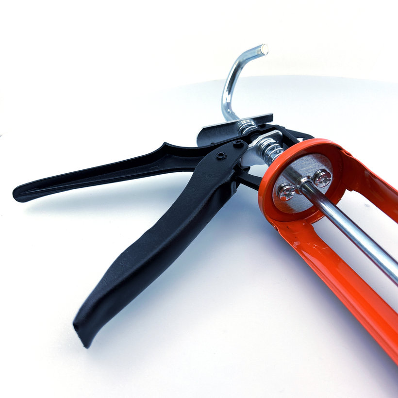 Pištoľ na tmel skeletová - kovová 310ml