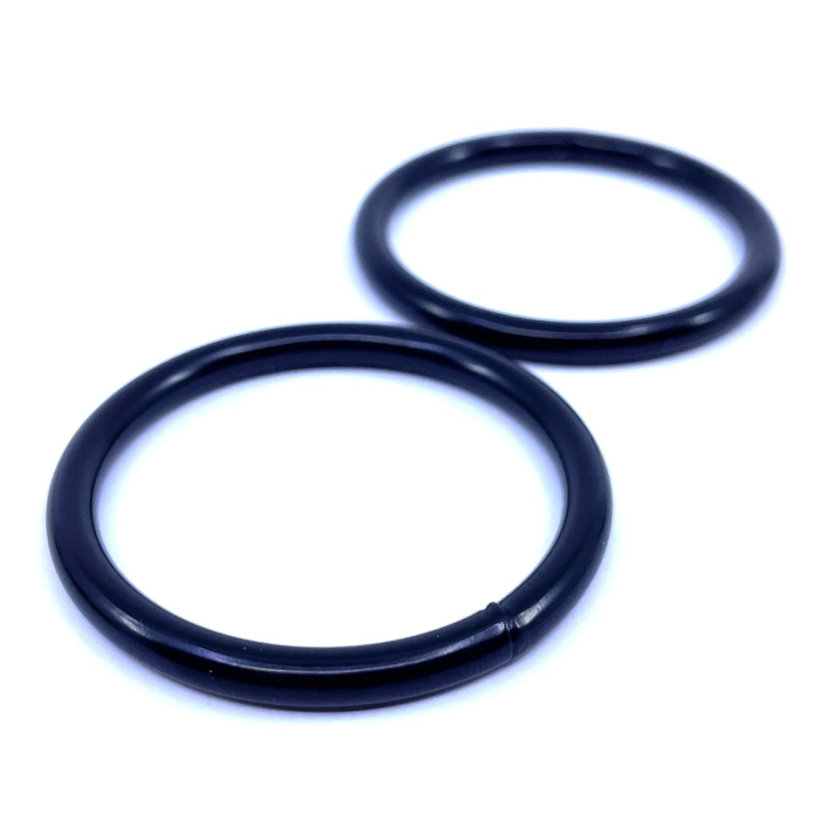 Krúžok zváraný čierny 3x15mm