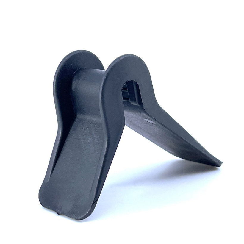 Ochranný plastový roh 110x40x70mm