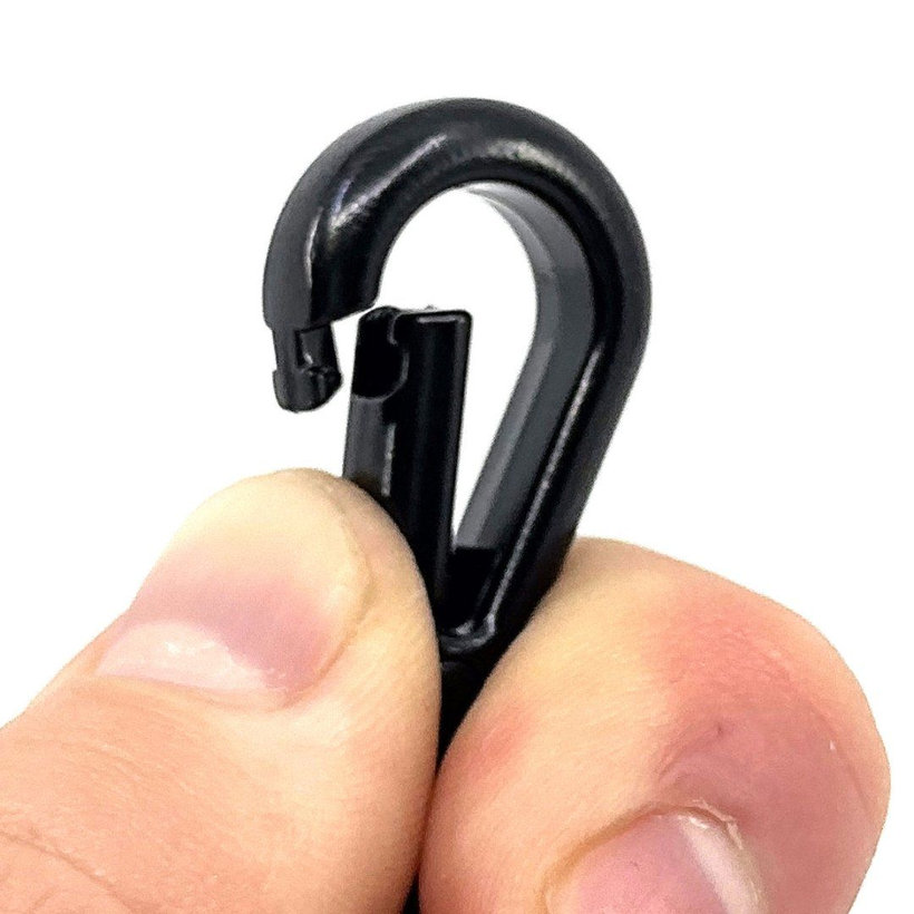 Karabína vodítková - čierna 67x34mm