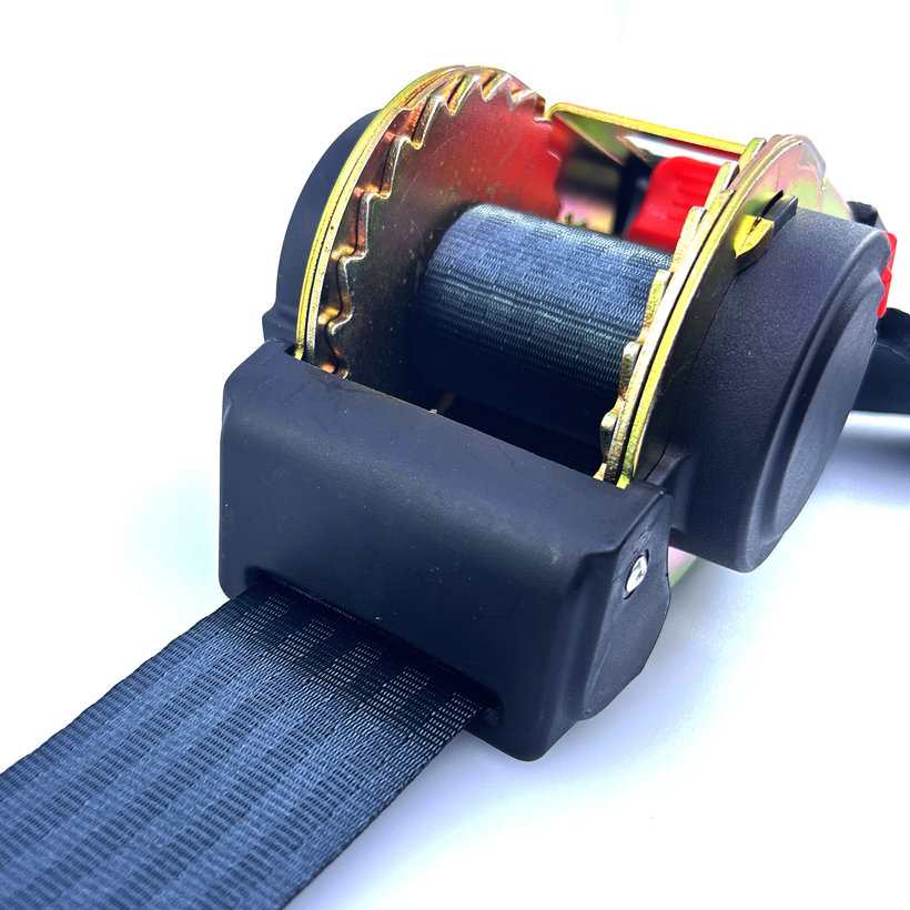 Upínací samonavíjací pás /gurtňa/ s navíjačom a hákmi 1,8M