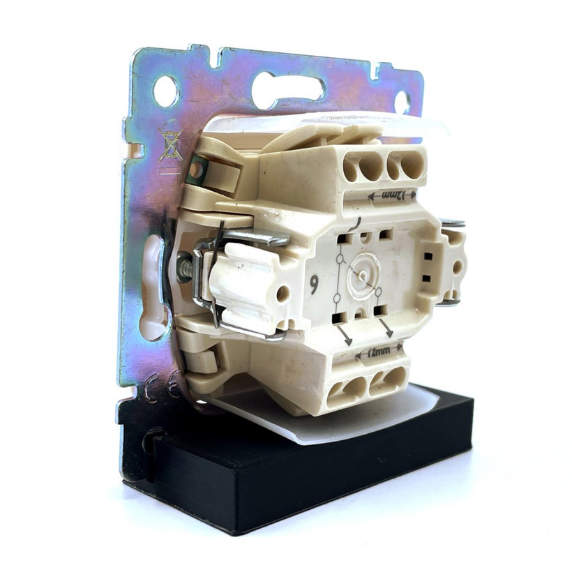 Valena vypínač č.6 IP44 béžový