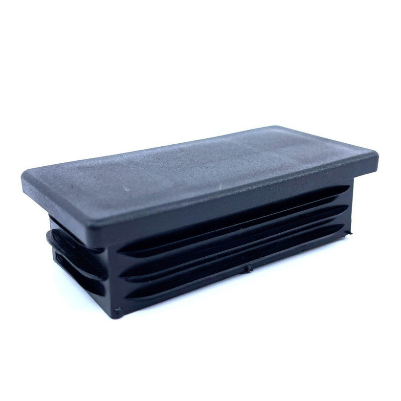 Záslepka obdĺžniková čierna 80x40x1,5-2,5mm