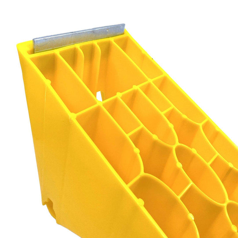 Zakladací klin pod kolesá 415 mm