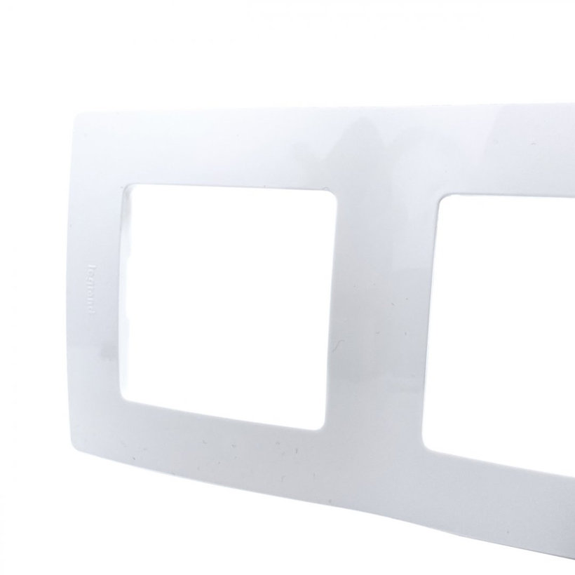 Niloé 3 rámik biely