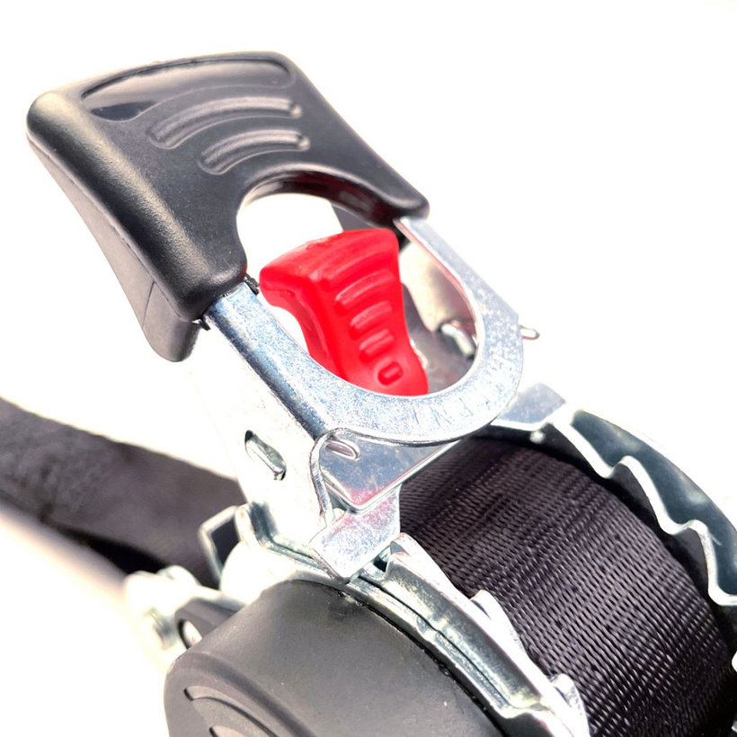 Samonavíjací upínací pás /gurtňa/ s navíjačom a hákmi 3M