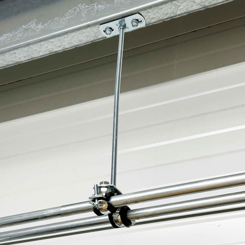 Závitová tyč DIN 975 4.8 zn M27x1000