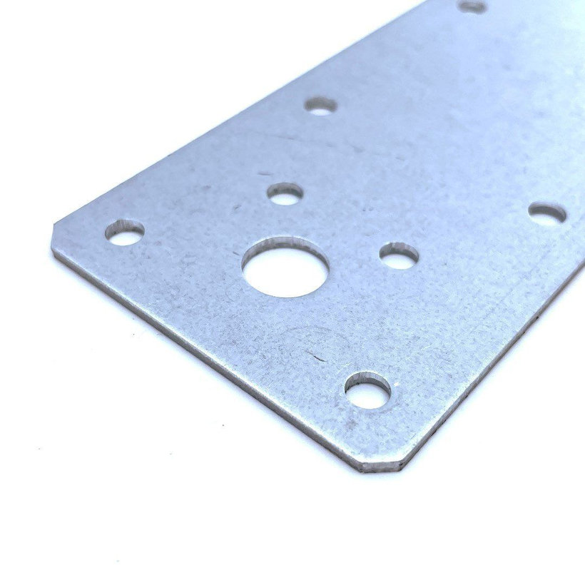 Plochá dierovaná spojka 200x90x3 mm