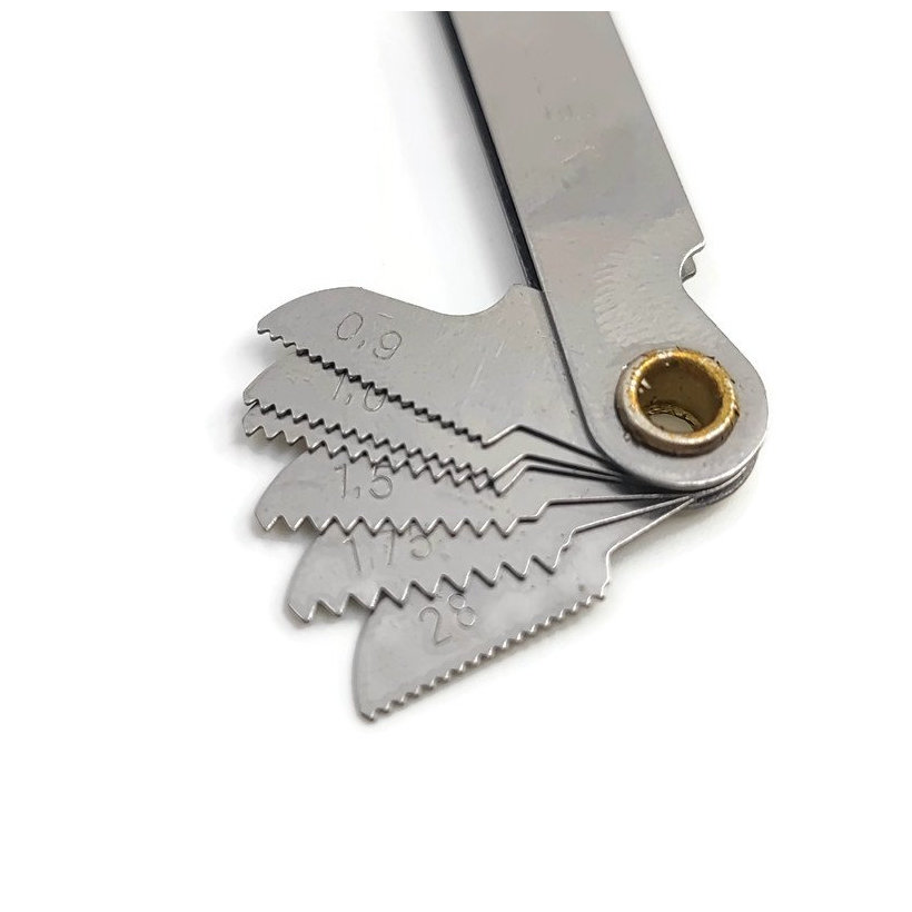 Závitníky a závitové očká 32-dielna sada