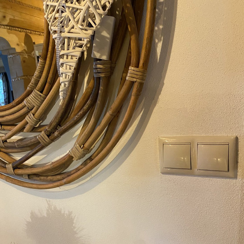 Valena 2 rámik béžový