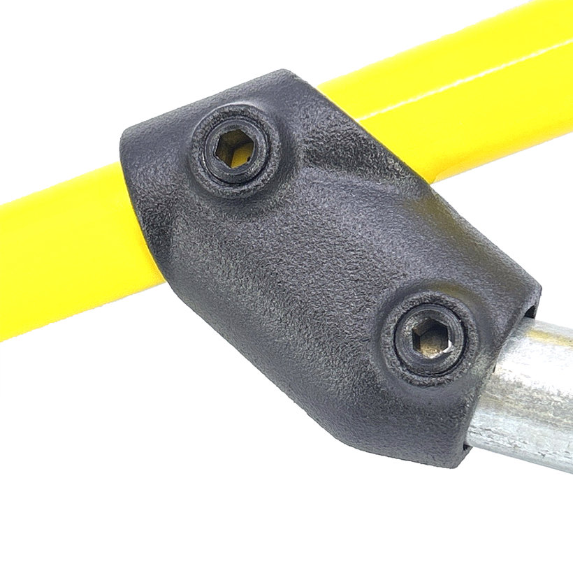 Spojovací článok tvar J 27 mm - čierny