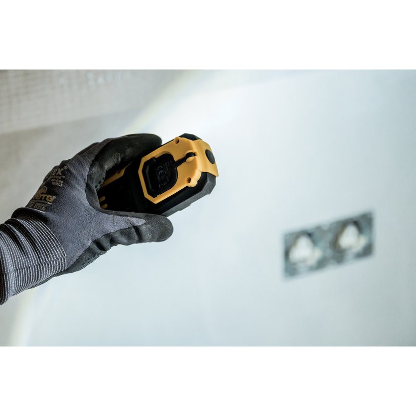 4 LED akumulátorové ručné svietidlo