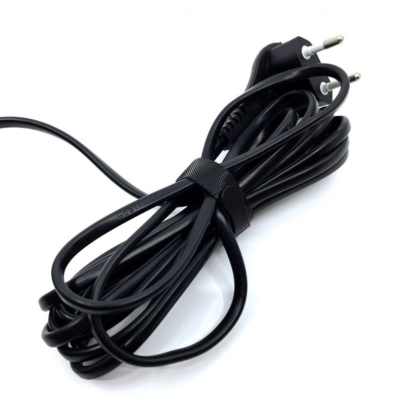 Stolová zásuvka čierna 3-násobná 3m