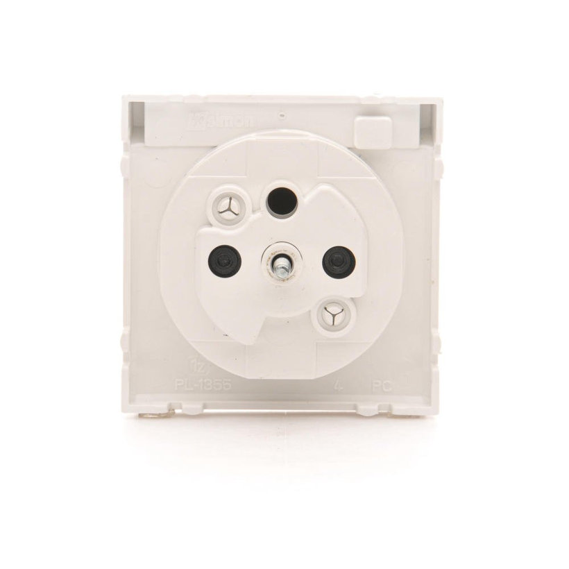 Kryt zásuvky s uzemnením pre verziu IP44