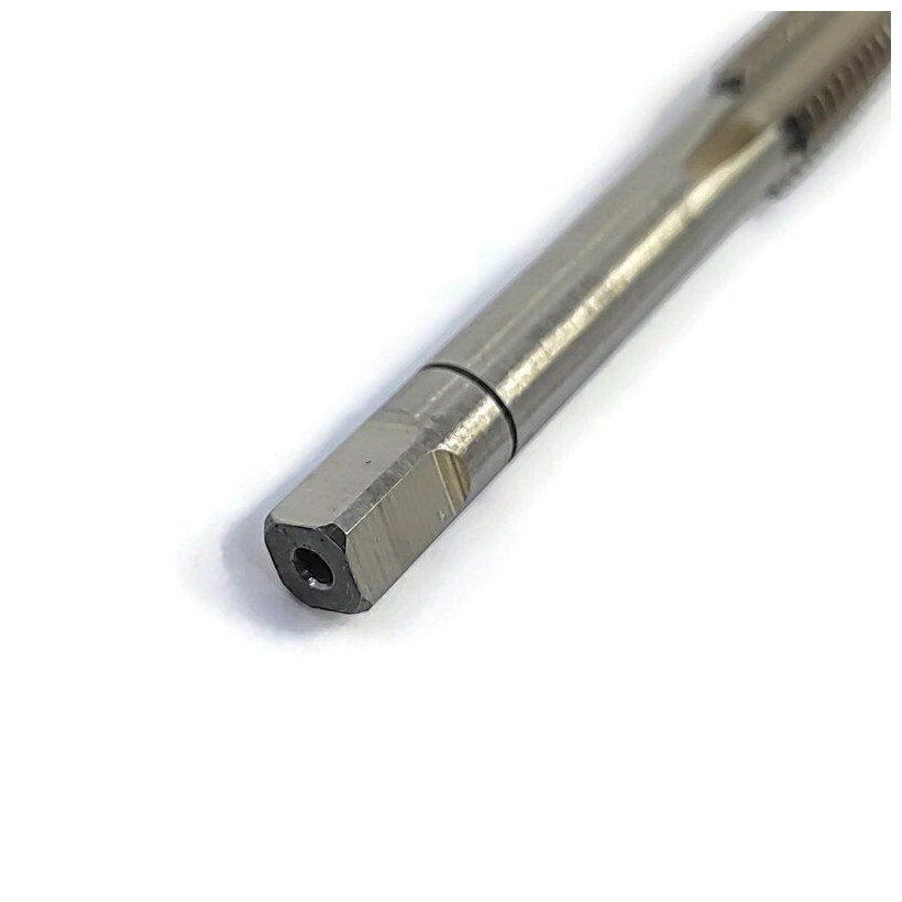 Závitník vnútorný M5