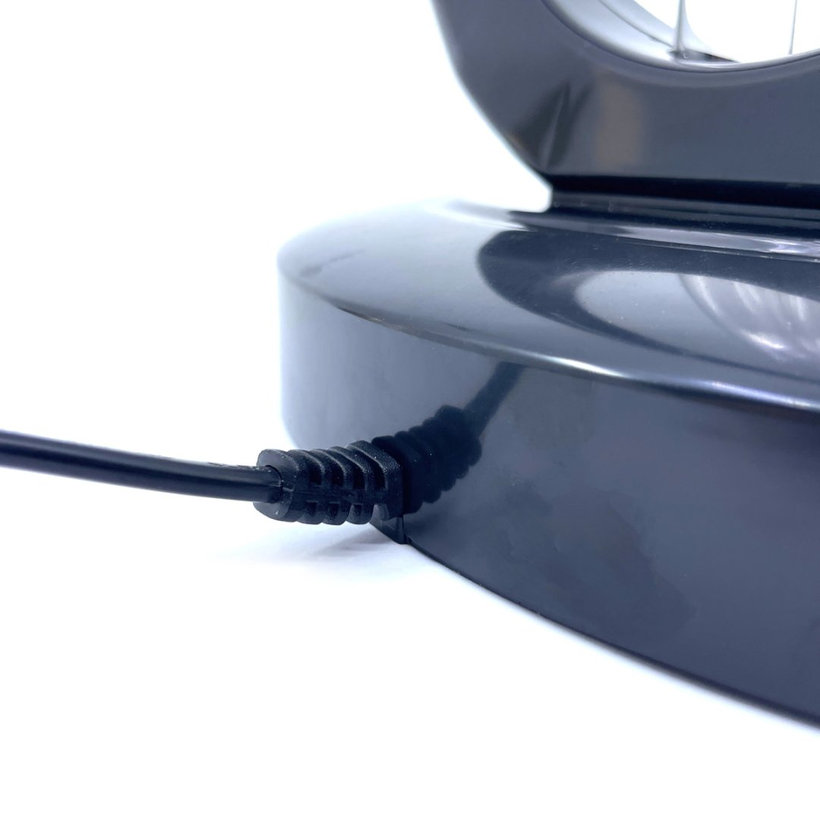 Germicídna dezinfekčná lampa pre sterilizáciu priestoru