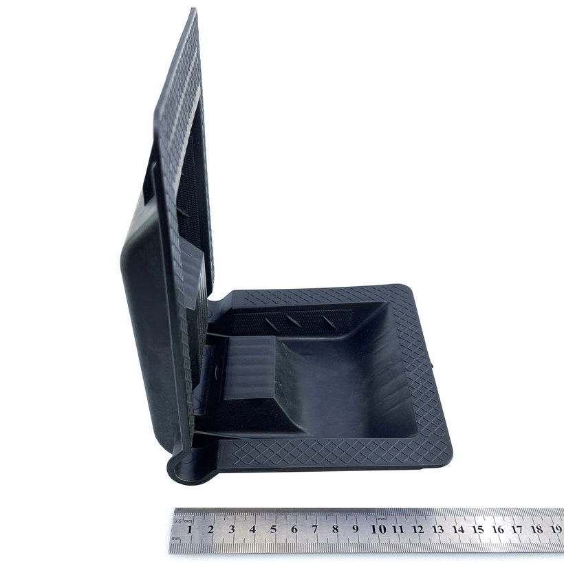 Ochranný plastový roh XXL 210x150x130mm