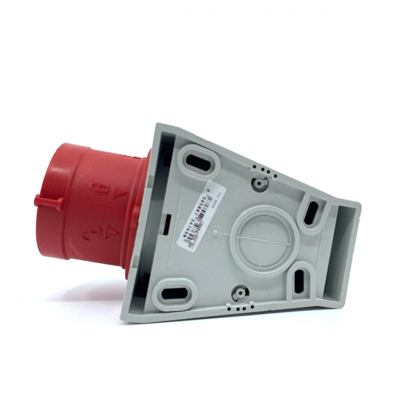 Prívodka nástenná 32A/5 IPN 3253