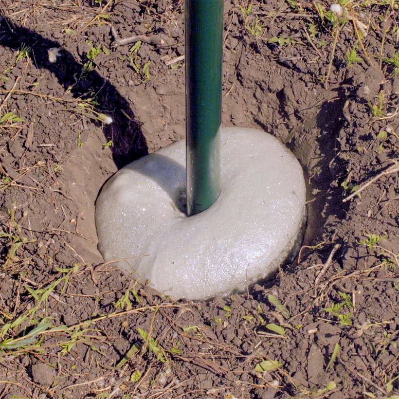 Montážna pena na stĺpiky 700