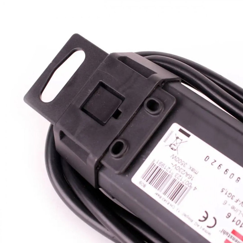 Predlžovací kábel 6-zásuvkový s vypínačom čierna 3m