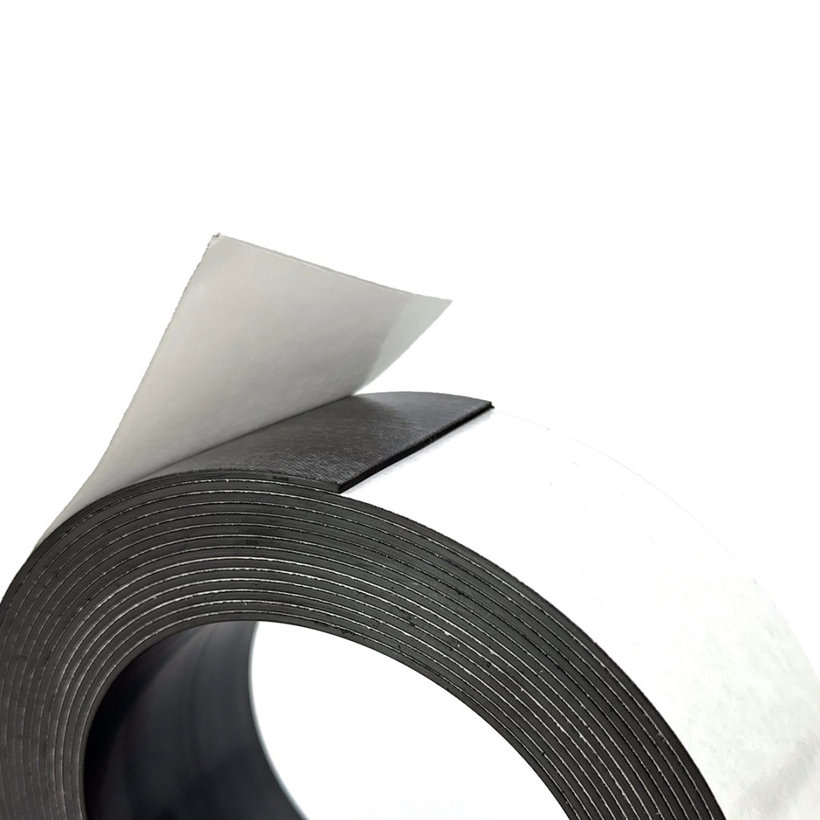 Páska magnetická - samolepiaca