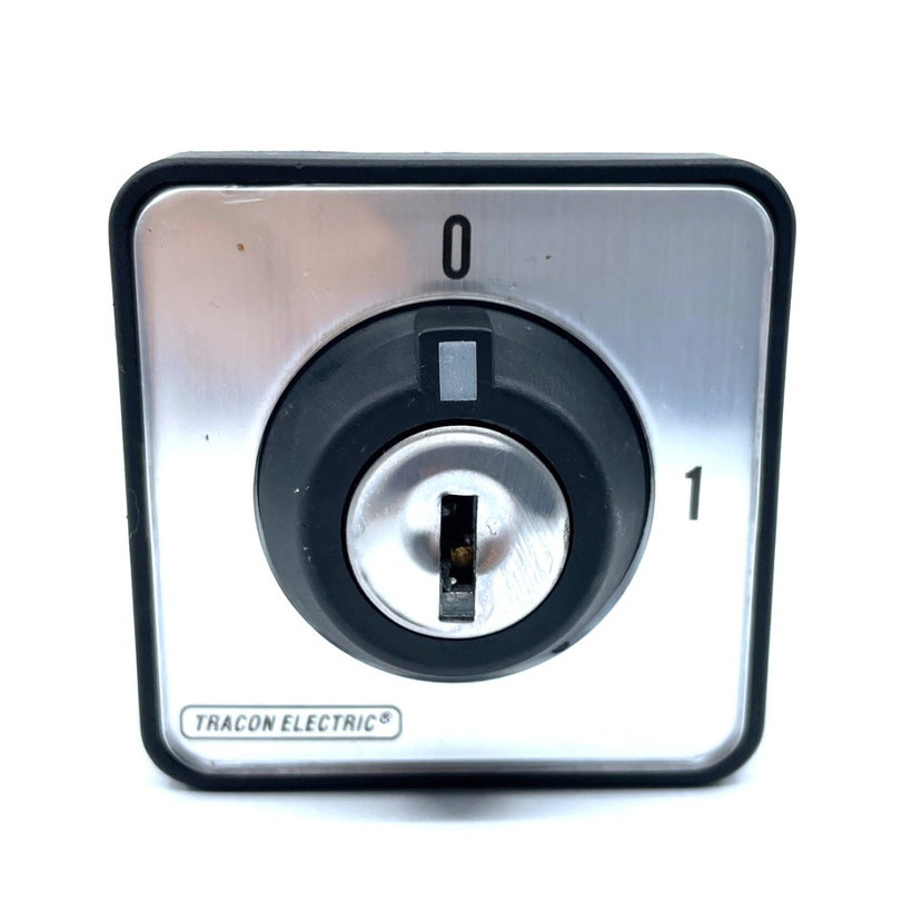 Hlavný vypínač so zámkom ON-OFF