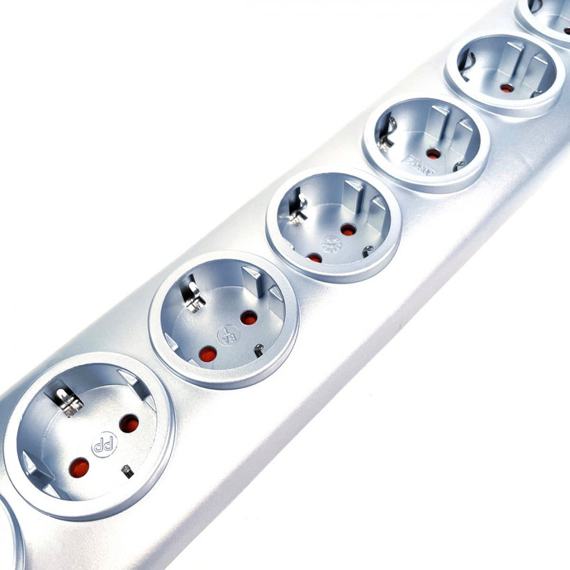 Predlžovací kábel PRIMERA 8 zásuviek 16A strieborný SCHUKO 2m