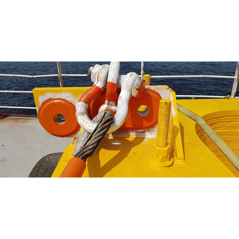 Pevnostný strmeň Tvar Oblúk so skrutkou 0,5T