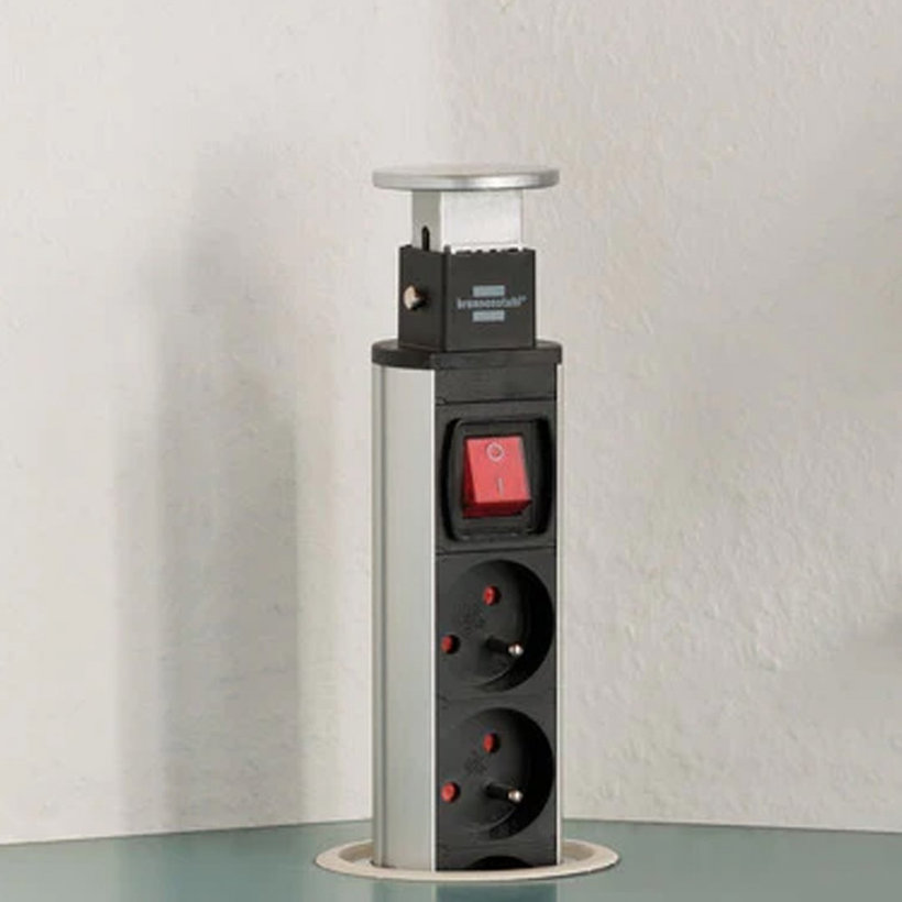 Inovatívna stolová zásuvka Tower Power s USB-nabíjačkou 2m