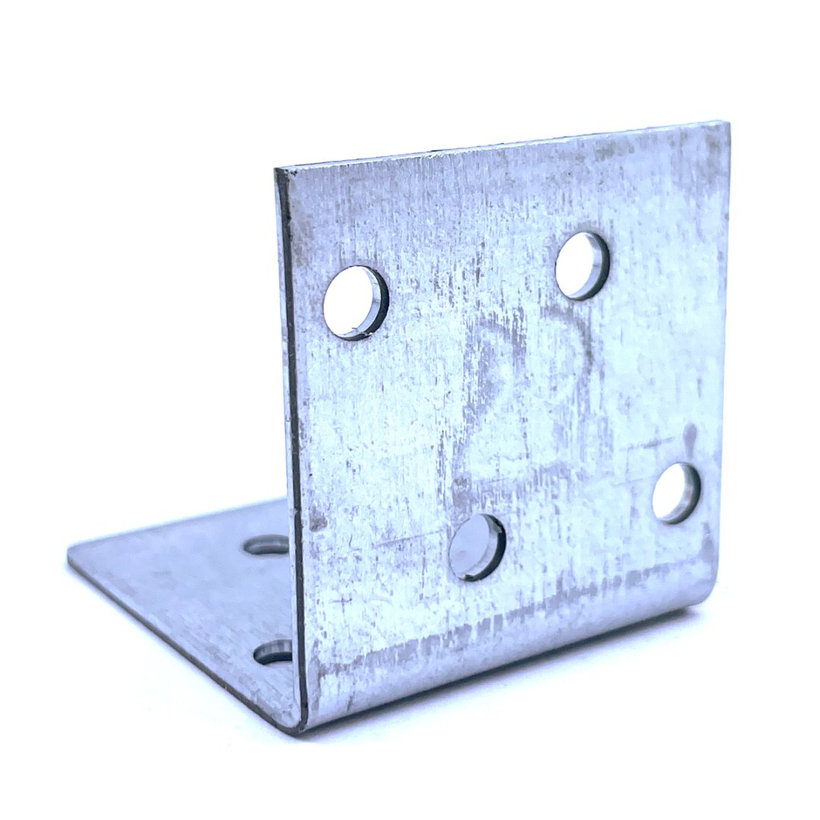 Uholník KM1 40x40x40x2mm