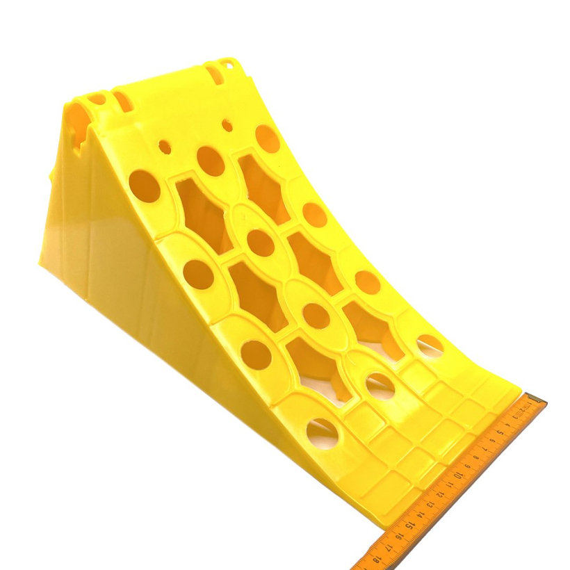 Zakladací klin pod kolesá 415 mm