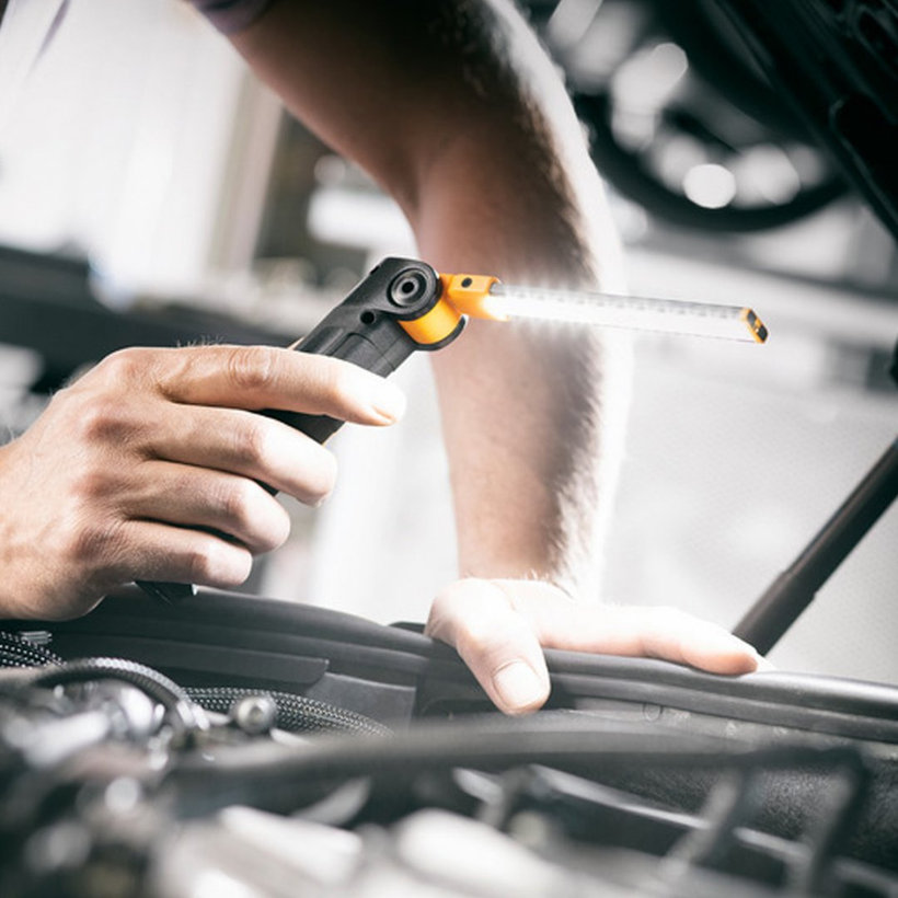 Akumulátorová LED ručná lampa SANSA 400 A